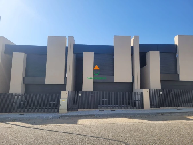 Moradia T3 para Venda em Fânzeres e São Pedro da Cova Foto 1