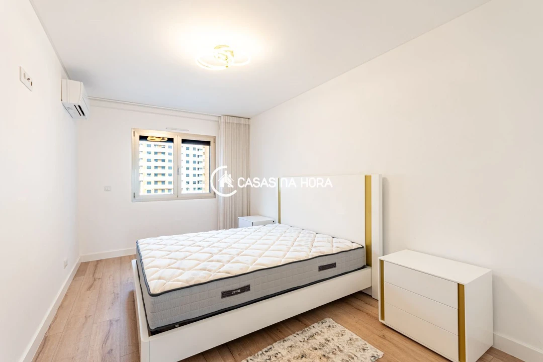 Apartamento T2 para Arrendamento em Loures Foto 12