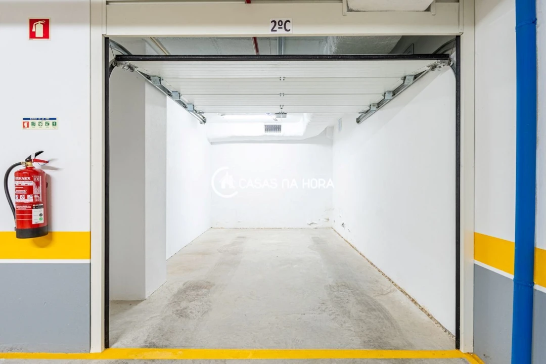 Apartamento T2 para Arrendamento em Loures Foto 15