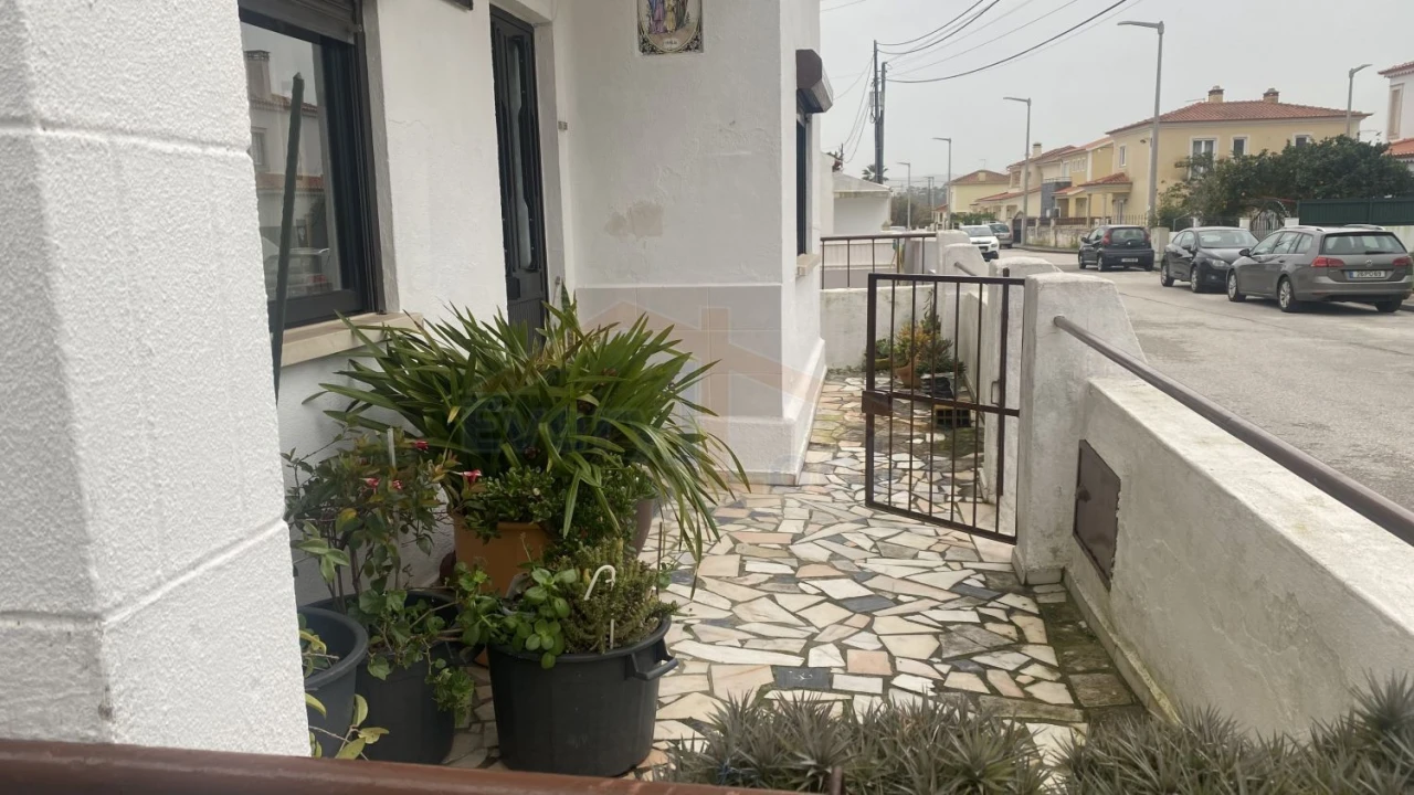 Moradia T3 para Venda em Amoreira Foto 8