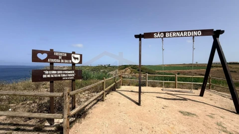 Moradia T4 para Venda em Atouguia da Baleia