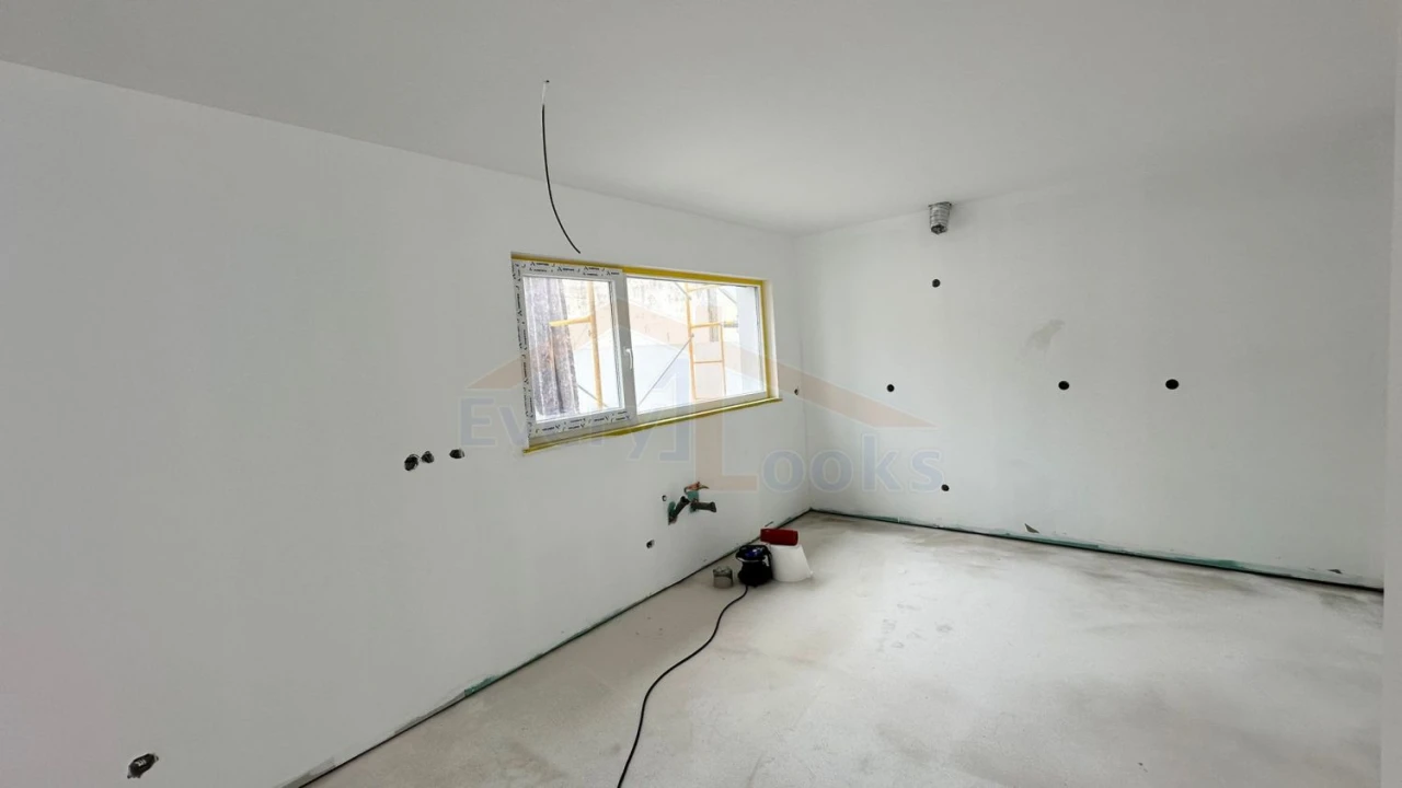 Moradia T4 para Venda em Atouguia da Baleia Foto 8