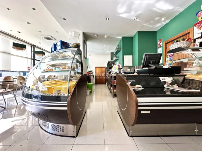 Loja para Trespasse em Cidade da Maia Foto 7