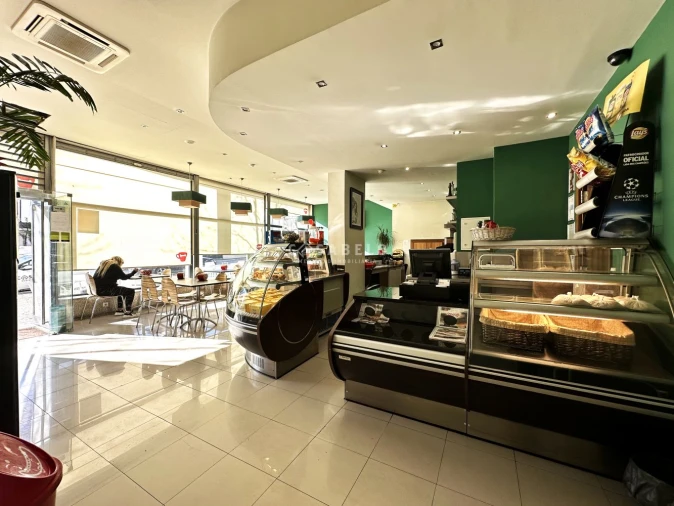 Loja para Trespasse em Cidade da Maia Foto 6