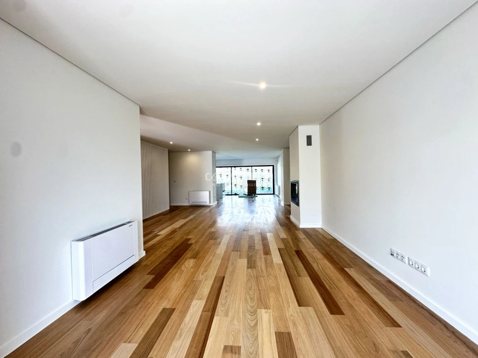 Moradia T3 para Venda em Cidade da Maia Foto 5