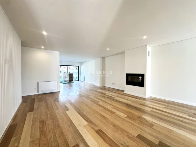 Moradia T3 para Venda em Cidade da Maia Foto 6