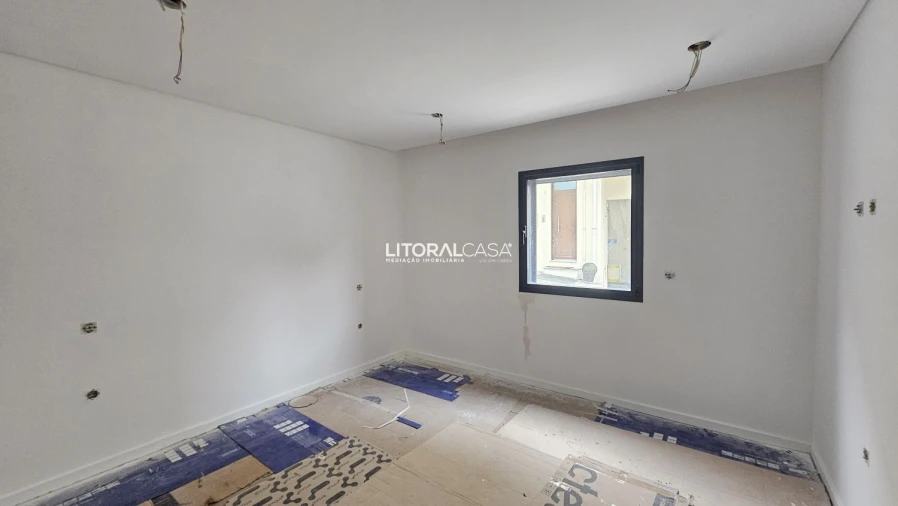 Apartamento T2 para Venda em Esgueira Foto 5