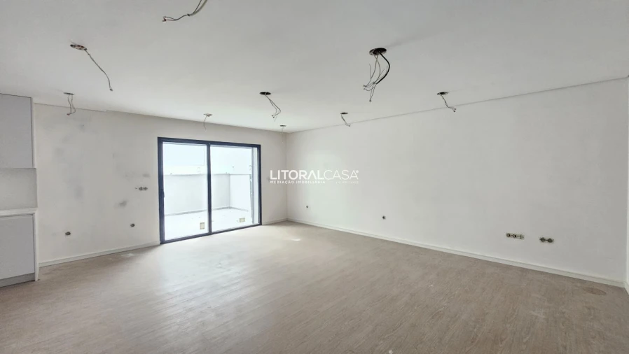 Apartamento T2 para Venda em Esgueira Foto 2