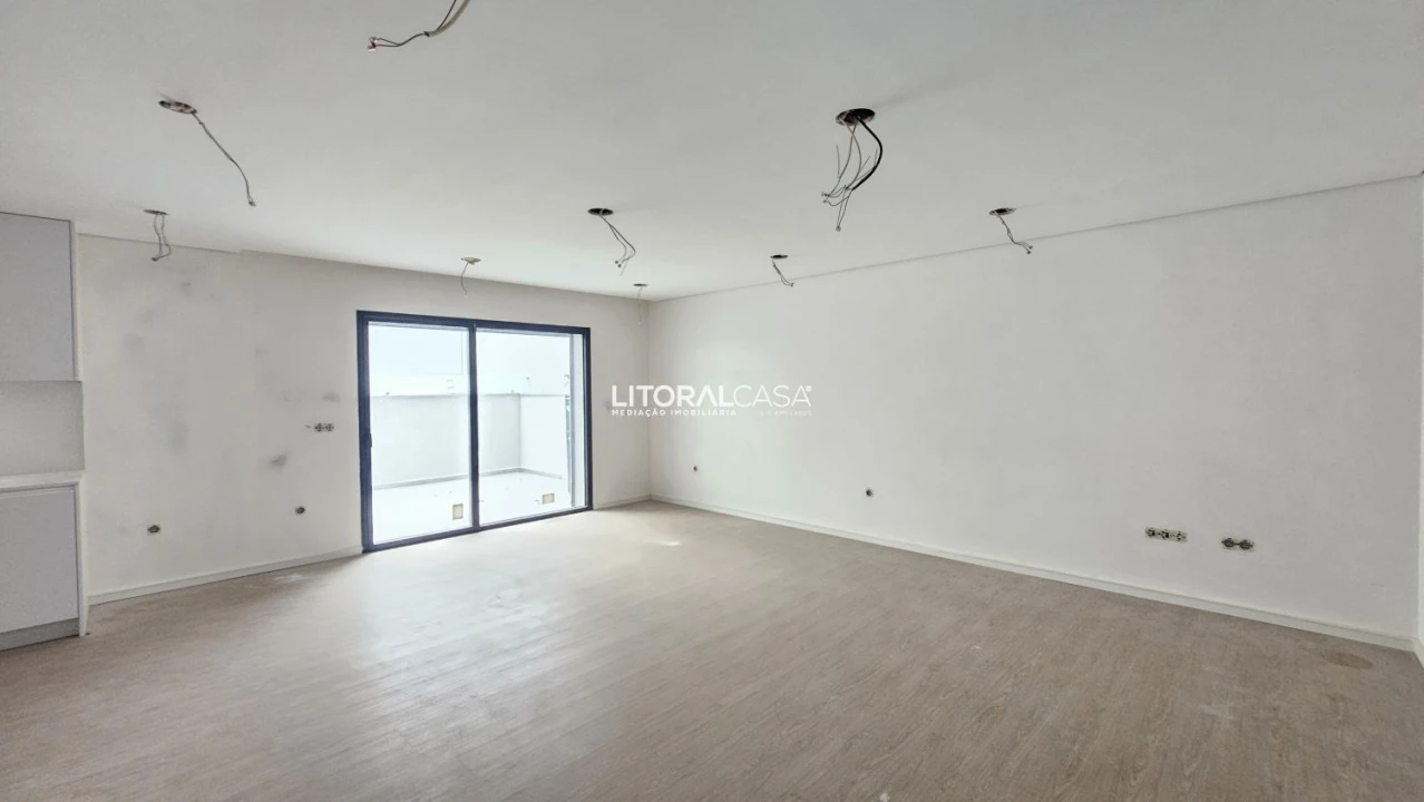 Apartamento T2 para Venda em Esgueira Foto 2