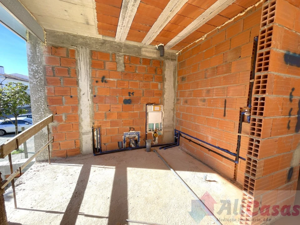 Moradia T3 para Venda em Paços de Brandão Foto 22