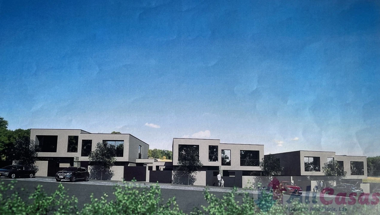 Moradia T3 para Venda em Paços de Brandão Foto 12