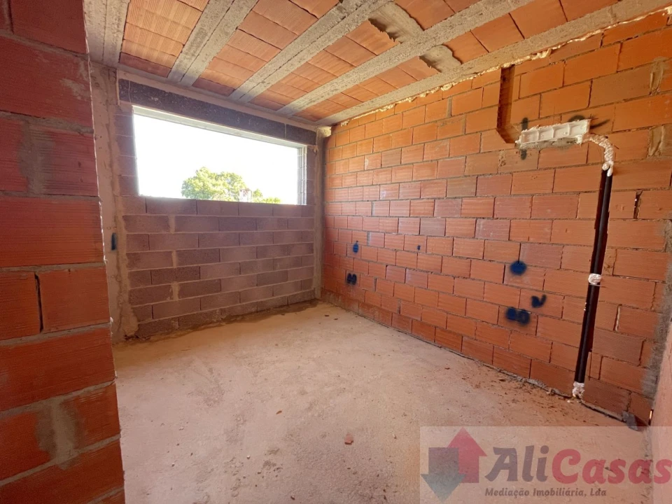 Moradia T3 para Venda em Paços de Brandão Foto 18