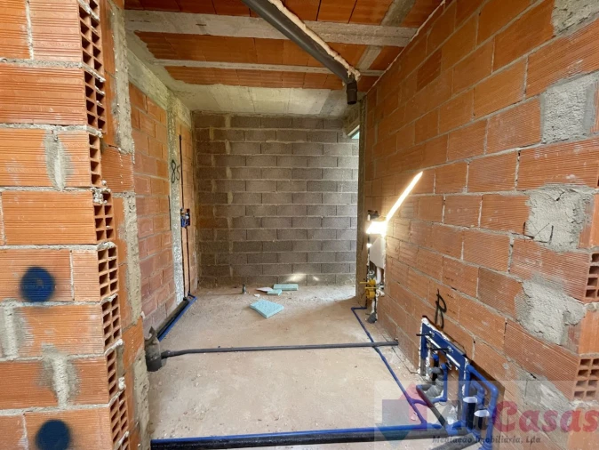 Moradia T3 para Venda em Paços de Brandão Foto 16