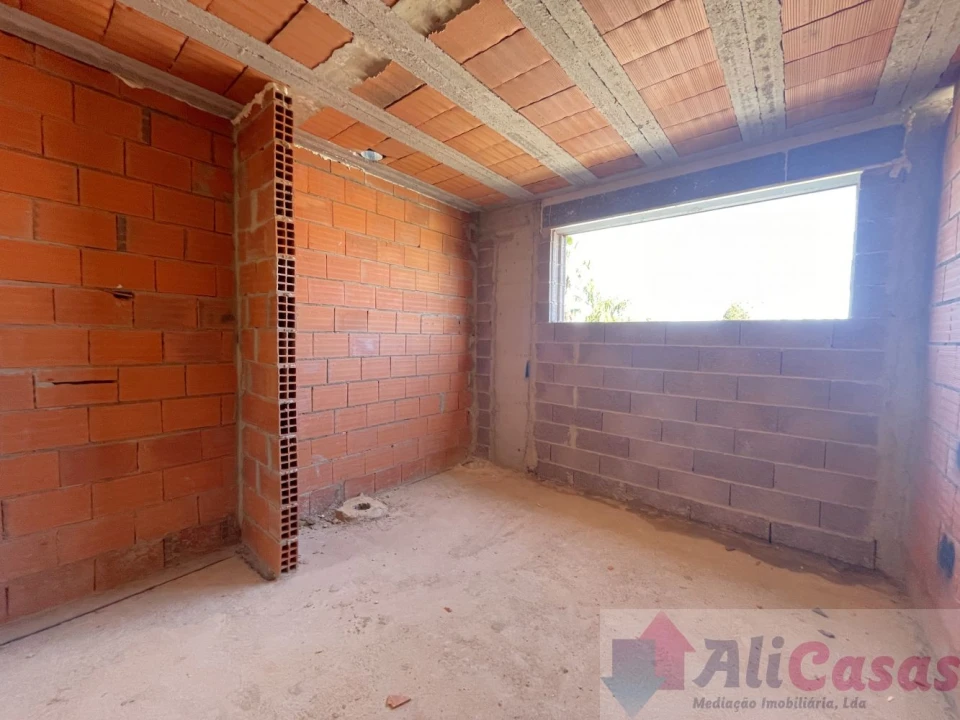 Moradia T3 para Venda em Paços de Brandão Foto 19