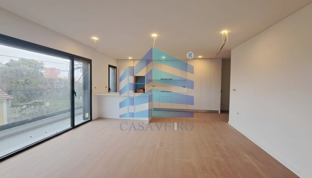 Apartamento T3 para Venda em Esgueira Foto 2