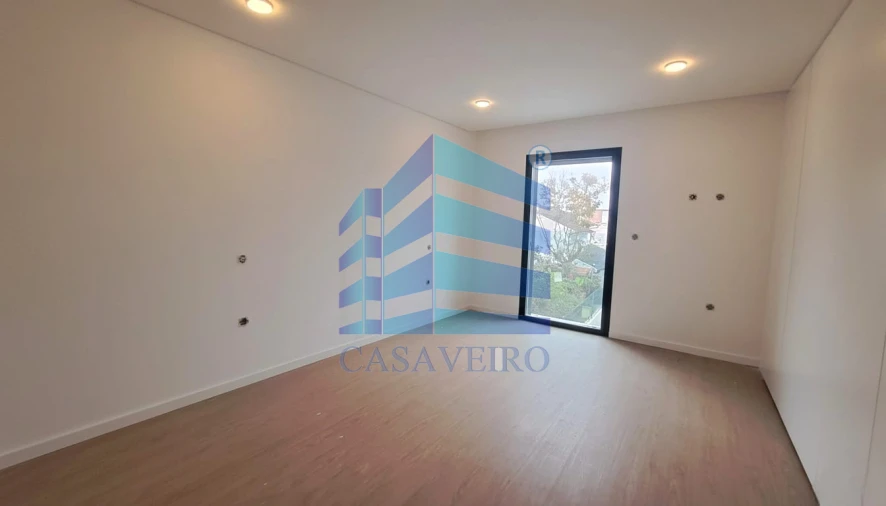 Apartamento T3 para Venda em Esgueira Foto 7