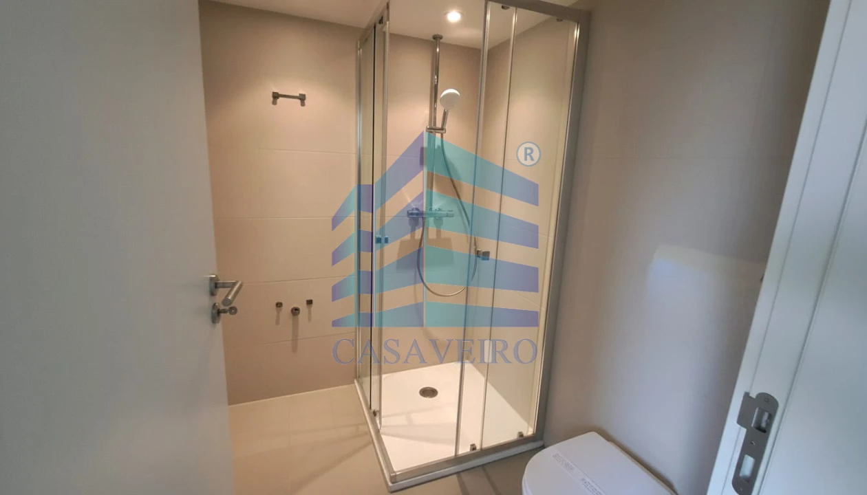 Apartamento T1 para Venda em Esgueira Foto 3