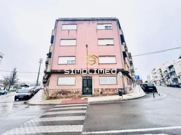 Apartamento T3 para Venda em Portimão
