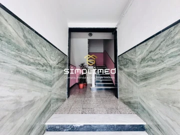 Apartamento T3 para Venda em Portimão