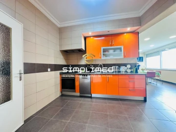 Apartamento T3 para Venda em Portimão