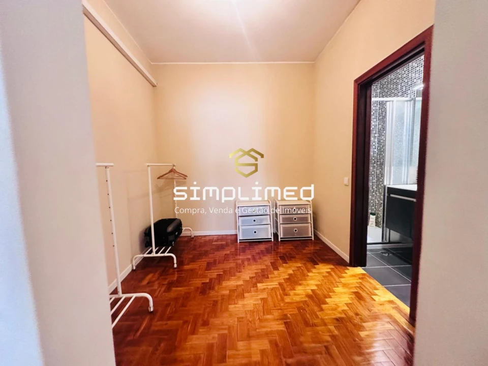 Apartamento T3 para Venda em Portimão Foto 33