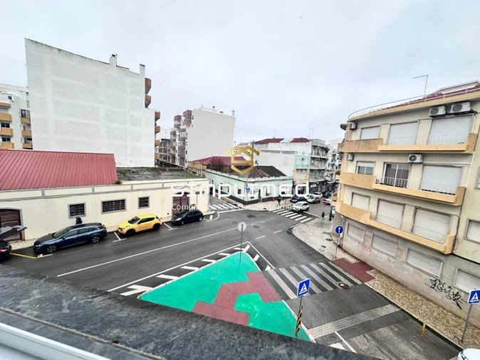 Apartamento T3 para Venda em Portimão Foto 13