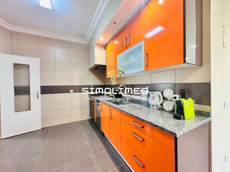Apartamento T3 para Venda em Portimão Foto 22
