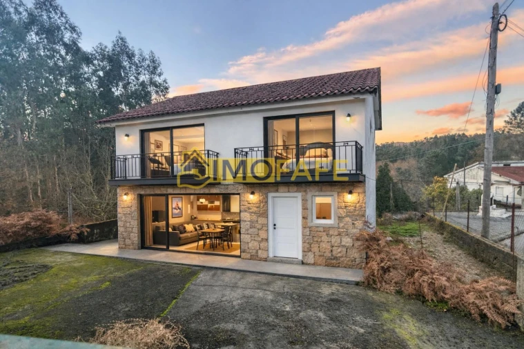 Loja para Venda em Vinhos Foto 1