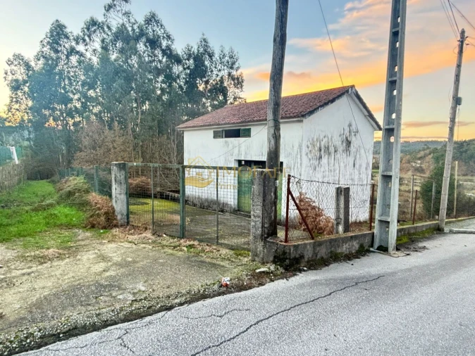 Loja para Venda em Vinhos Foto 23