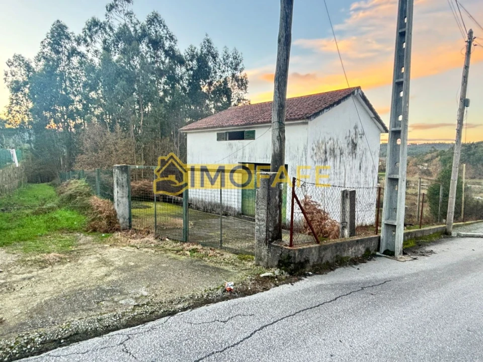 Loja para Venda em Vinhos Foto 21