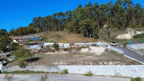 Terreno para Venda em Fornelos