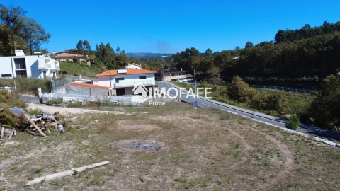 Terreno para Venda em Fornelos