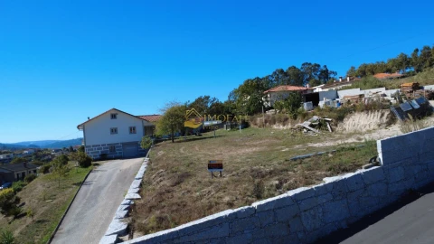 Terreno para Venda em Fornelos