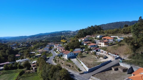 Terreno para Venda em Fornelos
