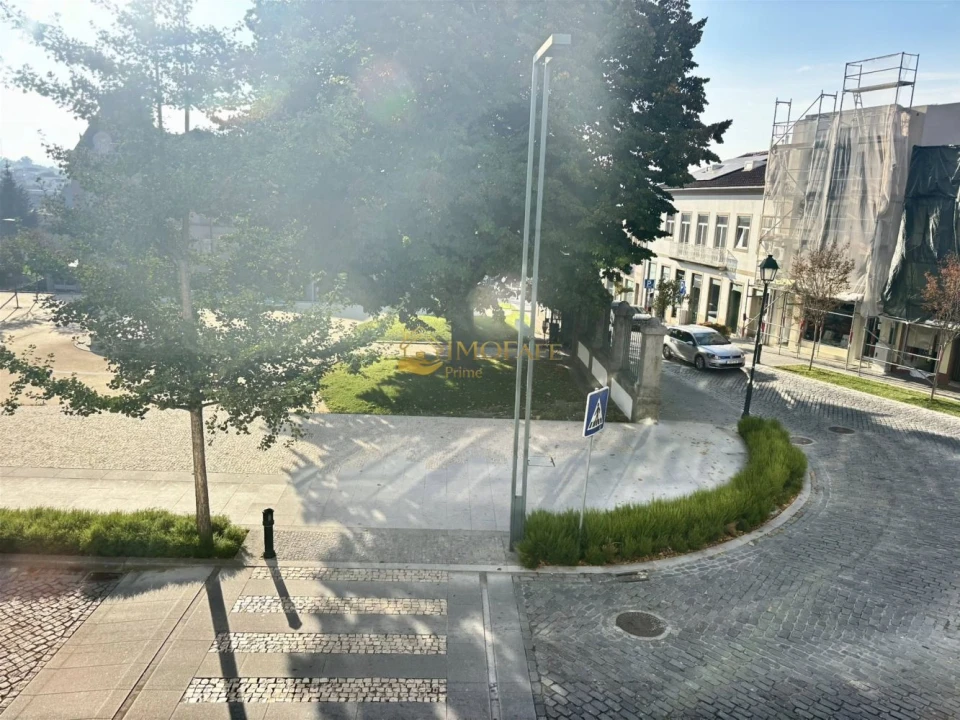 Loja para Venda em Fafe Foto 24