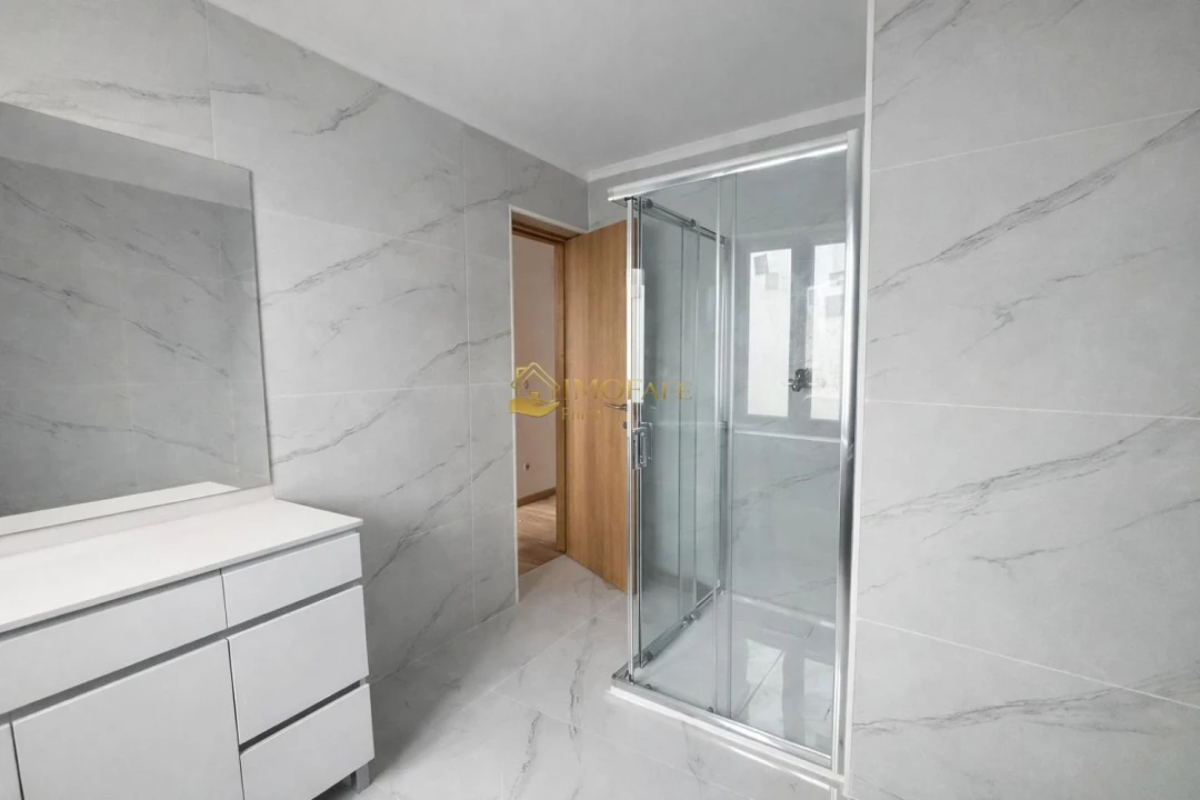 Moradia T5 para Venda em Fafe Foto 23