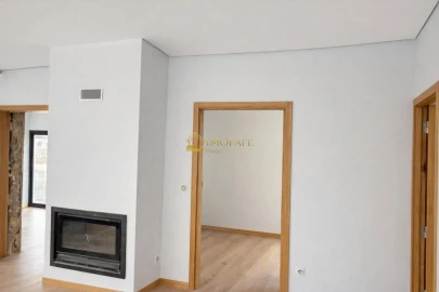 Moradia T5 para Venda em Fafe