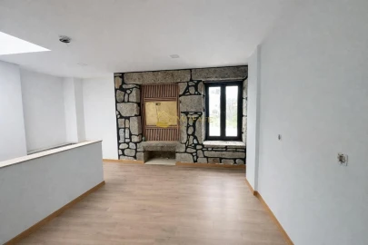 Moradia T5 para Venda em Fafe