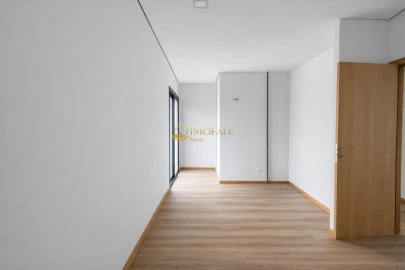 Moradia T5 para Venda em Fafe