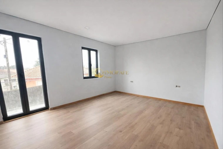 Moradia T5 para Venda em Fafe Foto 10