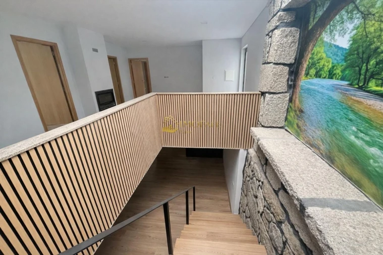 Moradia T5 para Venda em Fafe Foto 34