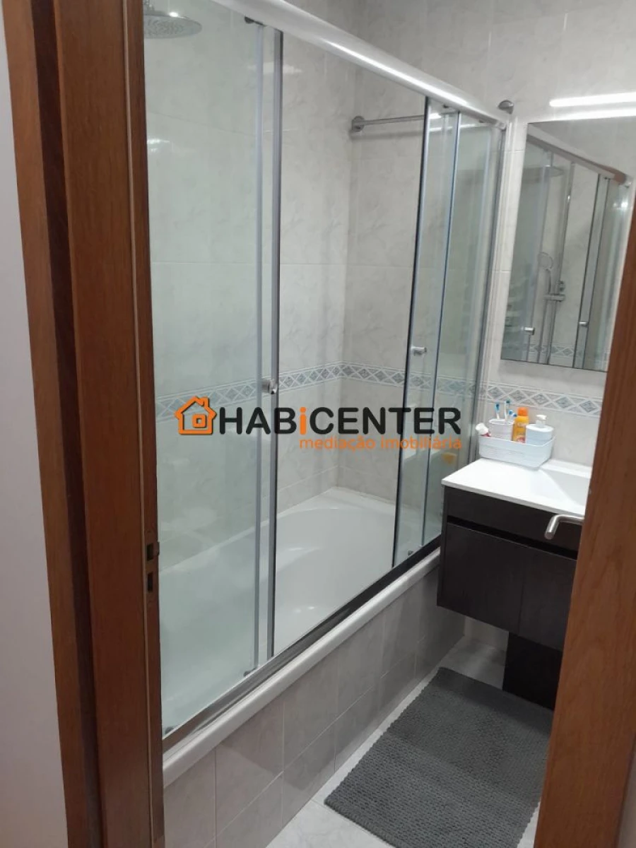 Apartamento T2 para Venda em Pataias e Martingança Foto 29