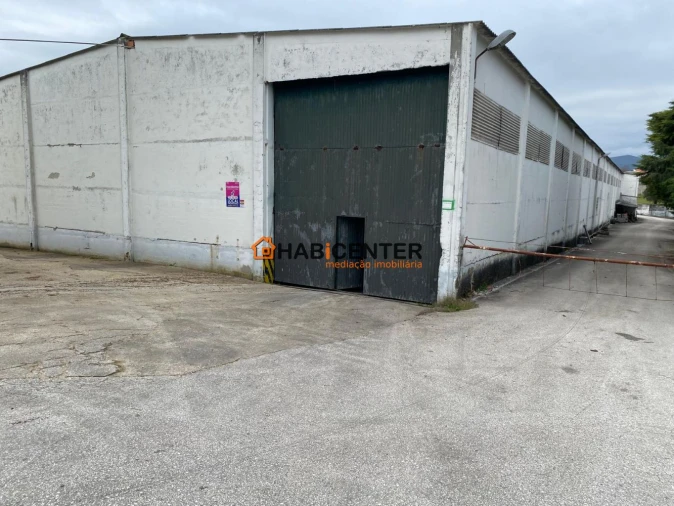 Loja para Venda em Alcanena e Vila Moreira Foto 4