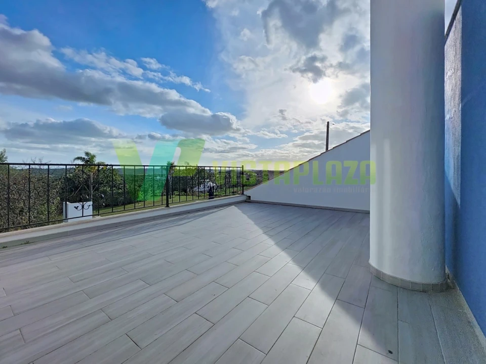 Moradia T4 para Venda em Silves Foto 32