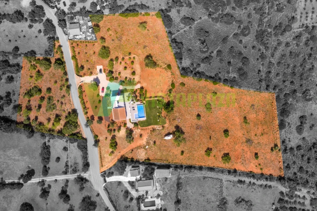 Moradia T4 para Venda em Silves Foto 42