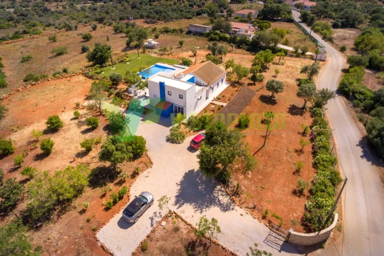 Moradia T4 para Venda em Silves Foto 43