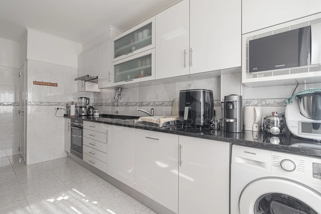 Apartamento T3 para Venda em Agualva e Mira-Sintra Foto 5