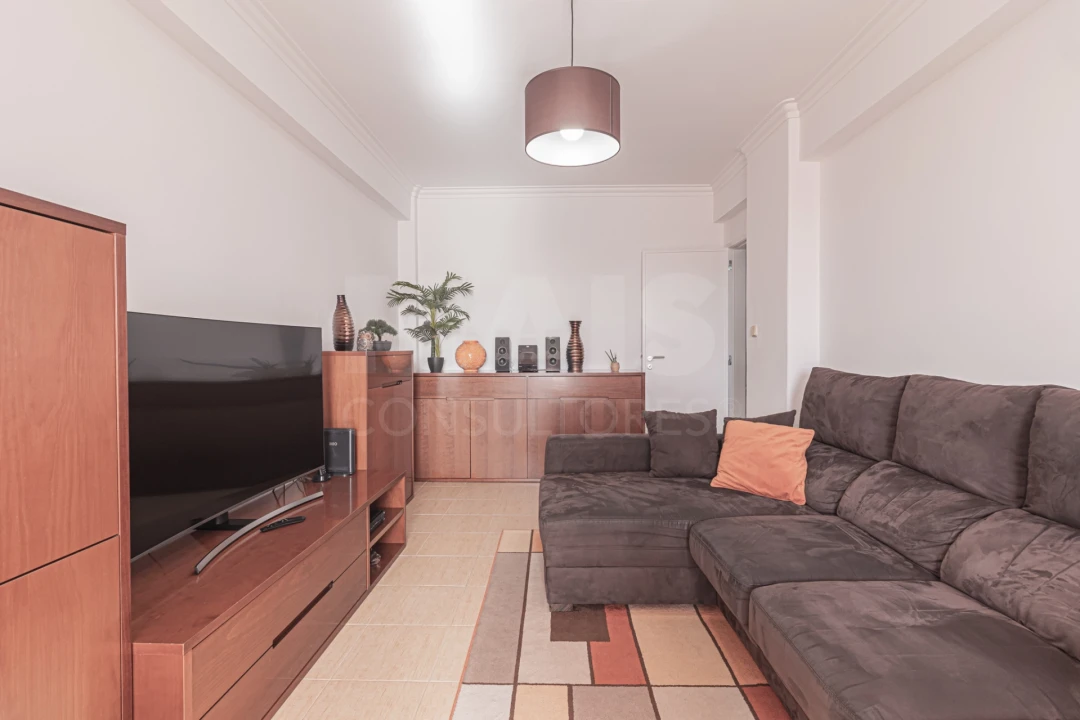 Apartamento T3 para Venda em Agualva e Mira-Sintra Foto 8