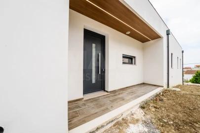 Moradia T3 para Venda em Lourinhã e Atalaia
