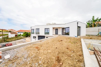 Moradia T3 para Venda em Lourinhã e Atalaia